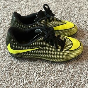 Kids Nike Soccer Cleats